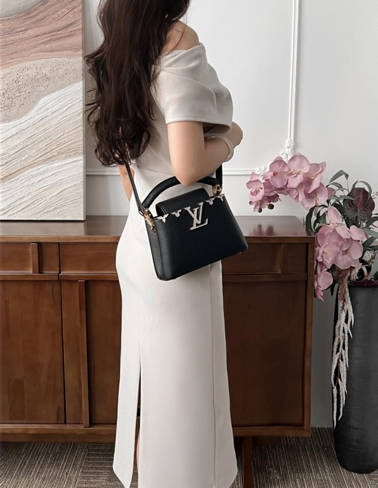 LV M56669 Capucines Mini