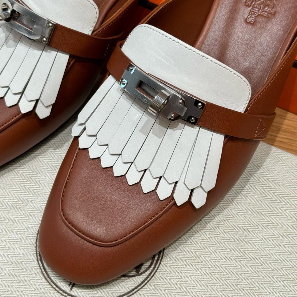 Hermès Oran Sandals Gray Argent
