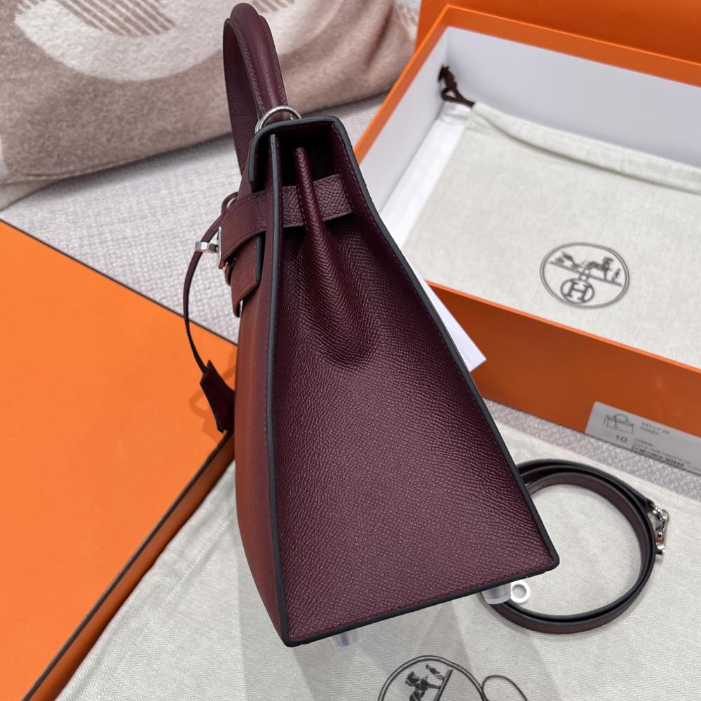 Hermès Kelly 25 Epsom Leather Horseshoe Stamp (HSS) Two-Tone Trench Coat with Palladium Hardware and Black (PHW)