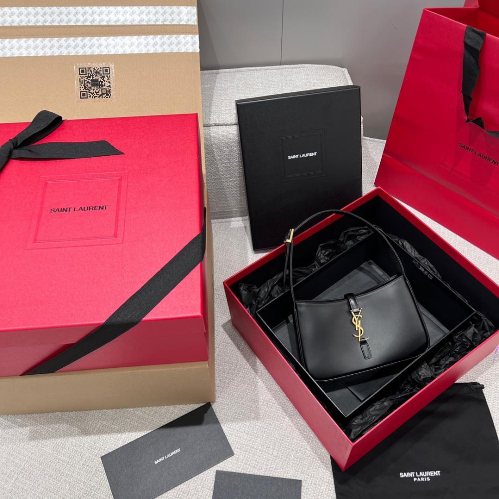 YSL Le 5 A Smooth Leather Hobo Bag