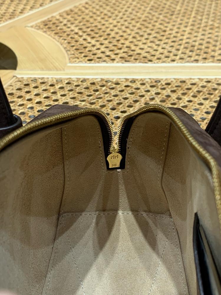 ALAÏA – Le Teckel Suede Shoulder Bags