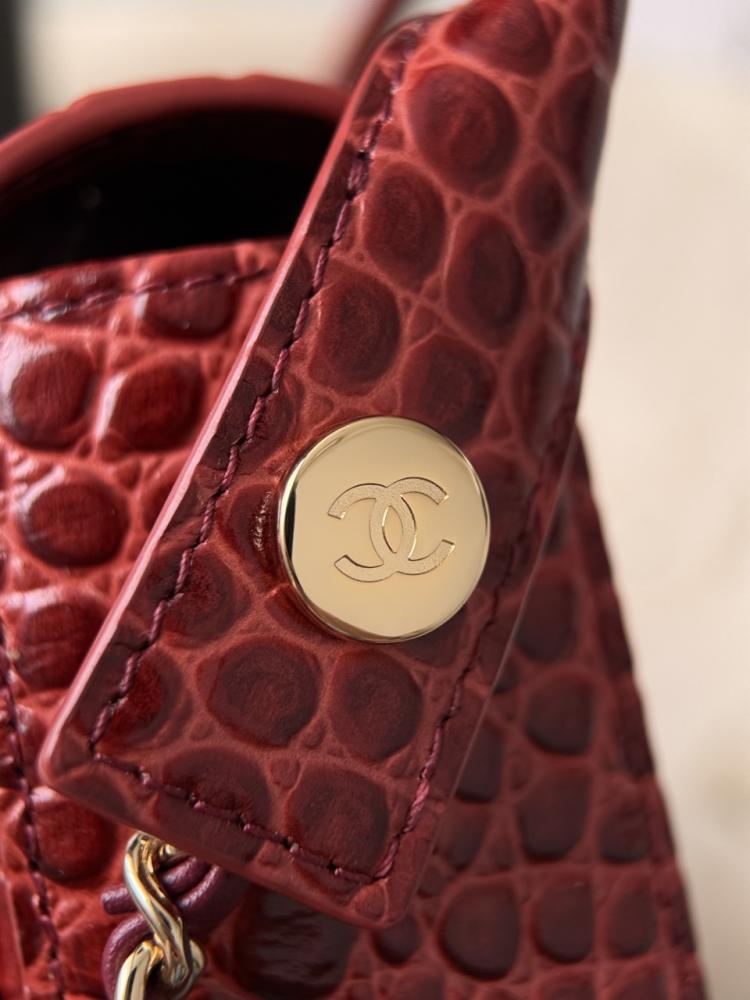 Chanel Saplı Kapaklı Timsah Derisi Desenli Çanta