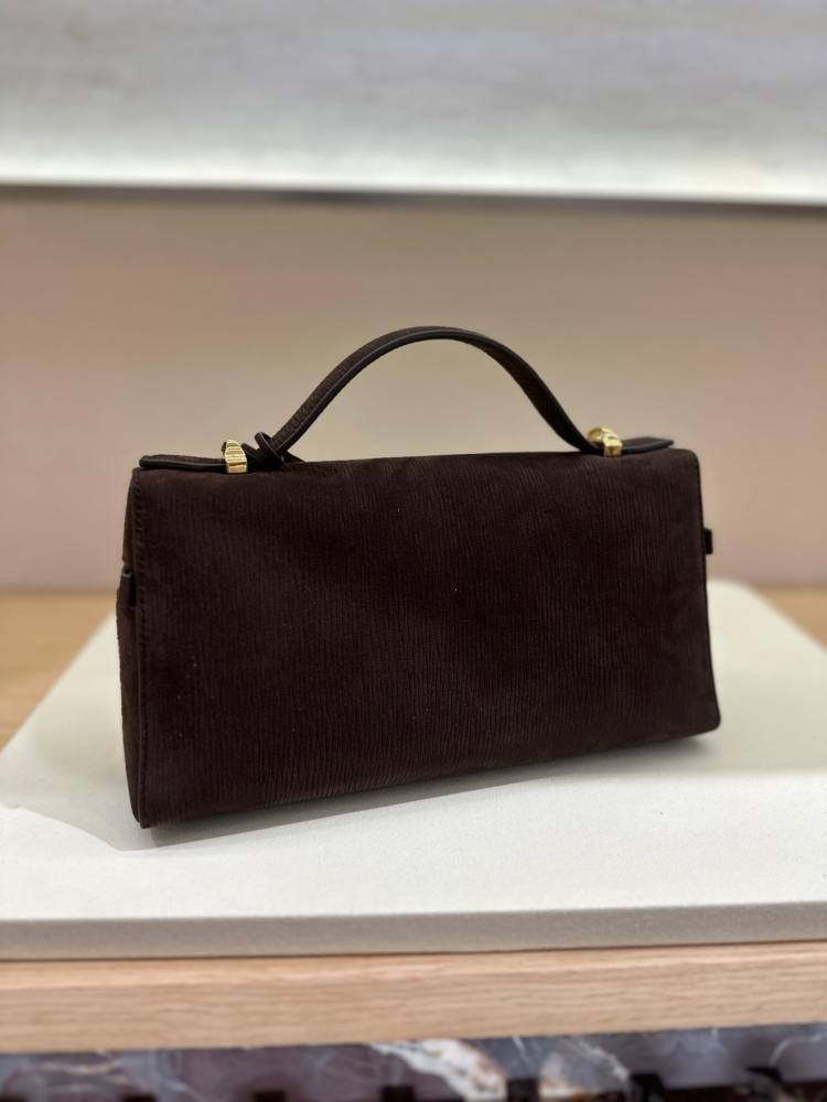 Loro Piana – Extra 23