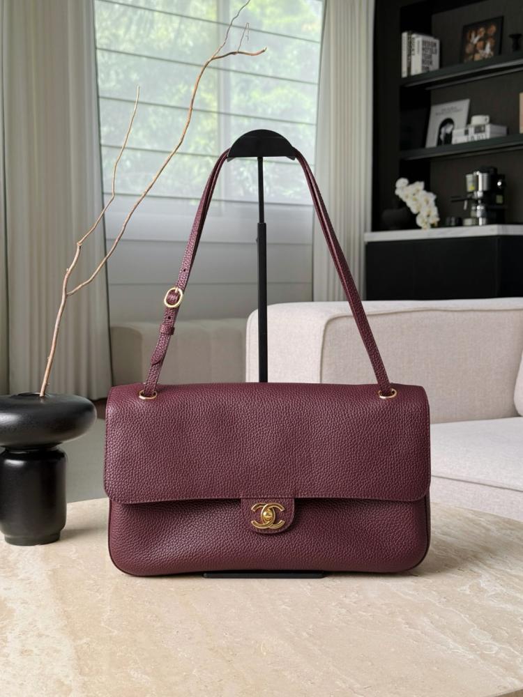 Chanel Maxi “Souplissimo” Küçük Kapaklı Çanta – Bordo