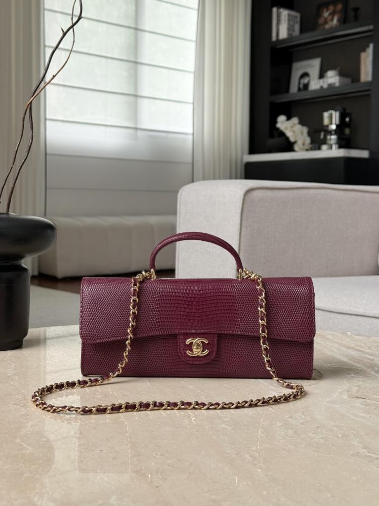 Chanel Kertenkele Derisi Desenli Uzun Üstten Saplı El Çantası
