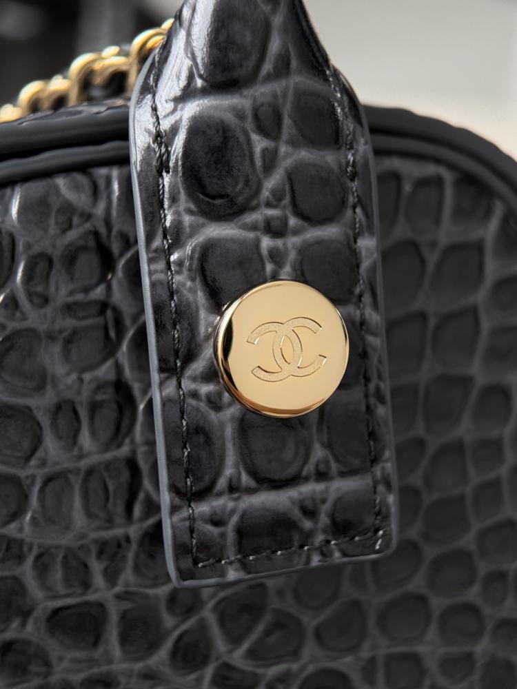 Chanel Zincirli Clutch Crocodile