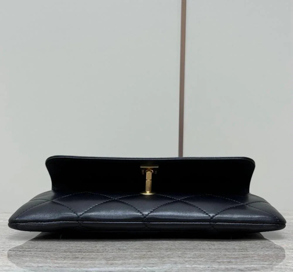 Chanel 24B Debriyaj - Glimmer of Luxury