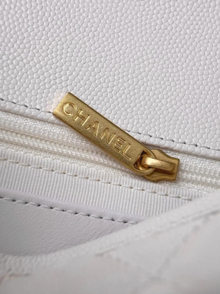 Chanel 25B — Top Handle Classic Flap