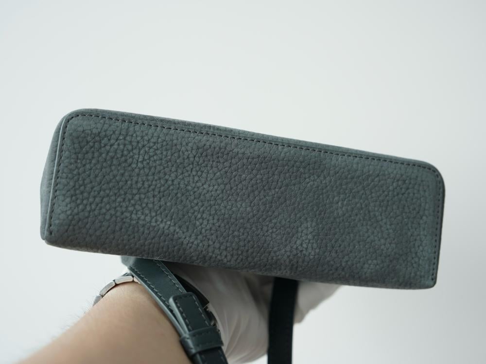 Loro Piana – Extra Pocket L19 (Grey Blue)