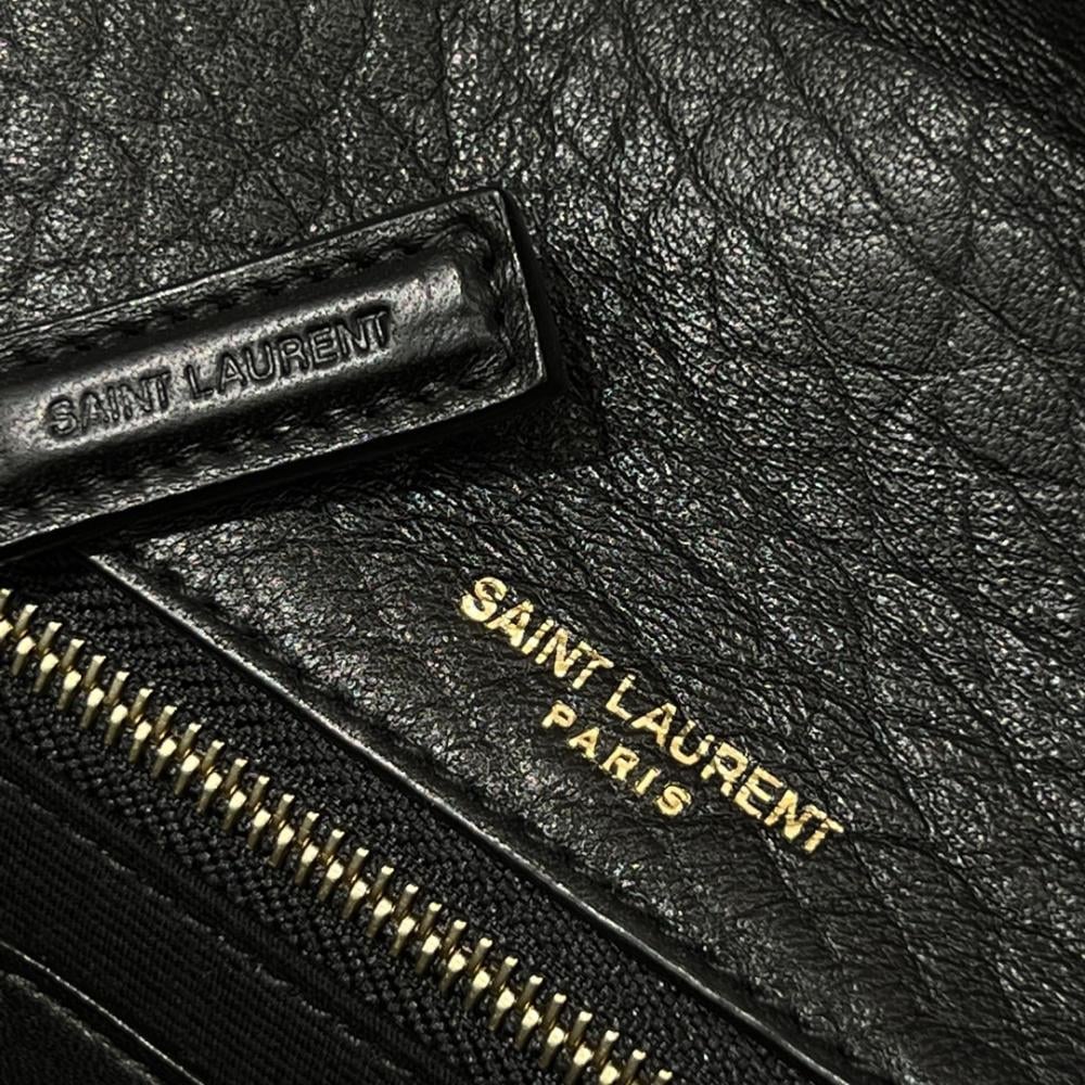 Sain Laurent Calypso Küçük Taneli Kuzu Derisinden Çanta - Glimmer of Luxury
