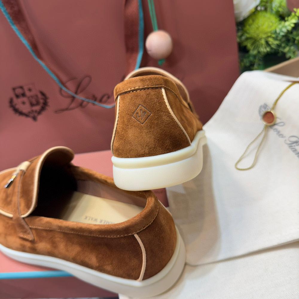 Loro Piana Yaz Büyüsü Yürüyüş Ayakkabısı - Karanfil - Glimmer of Luxury