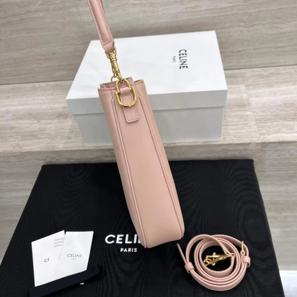 Küçük Camille 16 Yumuşak Çanta Pürüzsüz Dana Derisi - Glimmer of Luxury