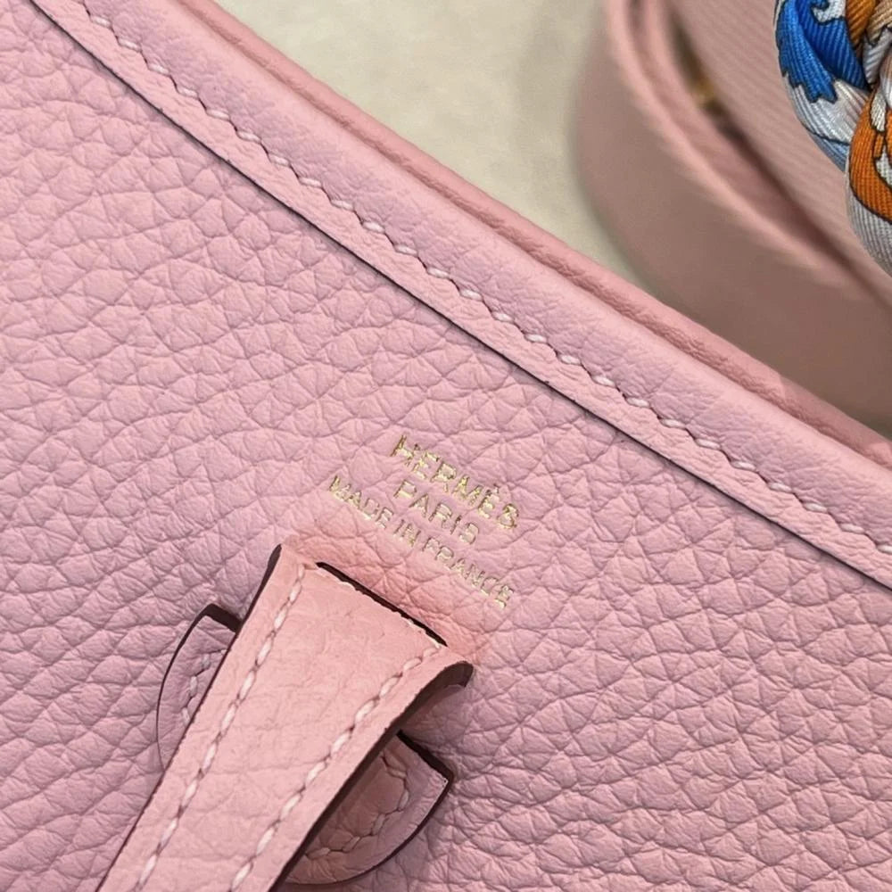 Hermès Evelyne 16cm Togo Leather Shoulder Bag