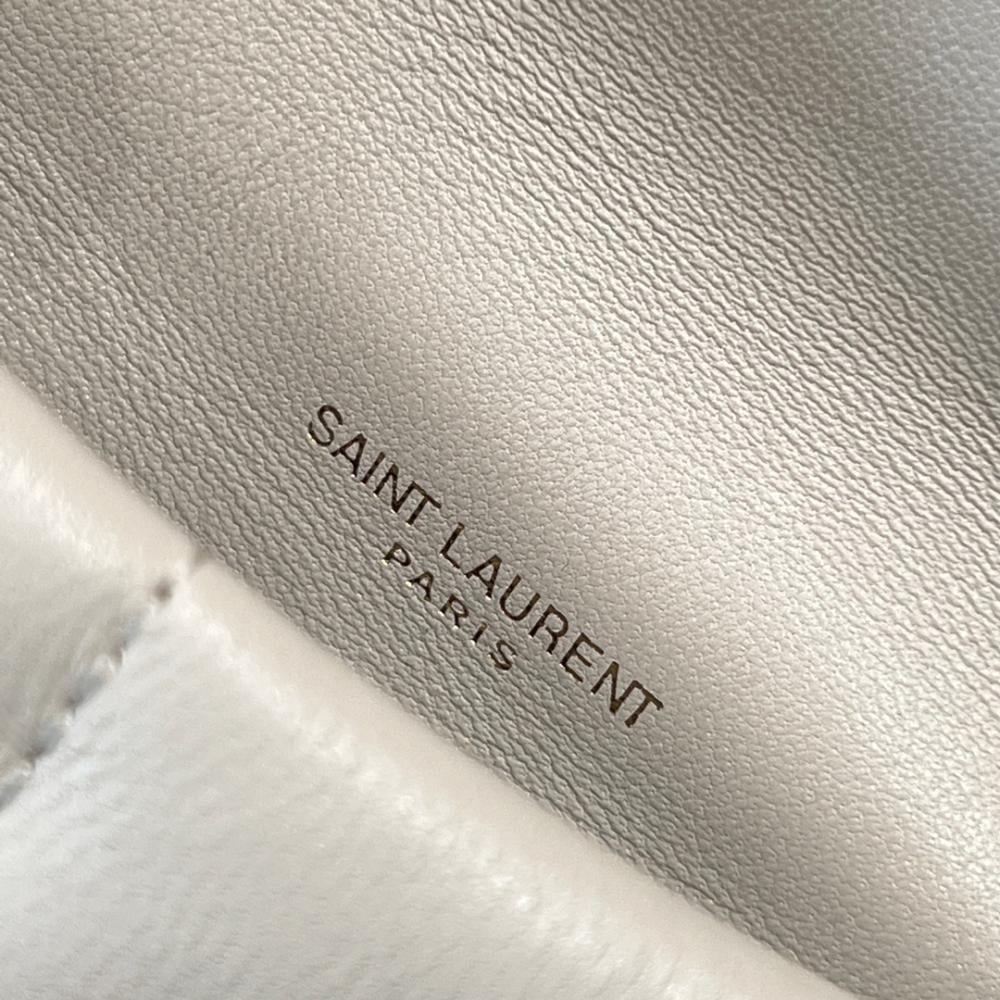 Saint Laurent Puffer Omuz Çantaları - Glimmer of Luxury