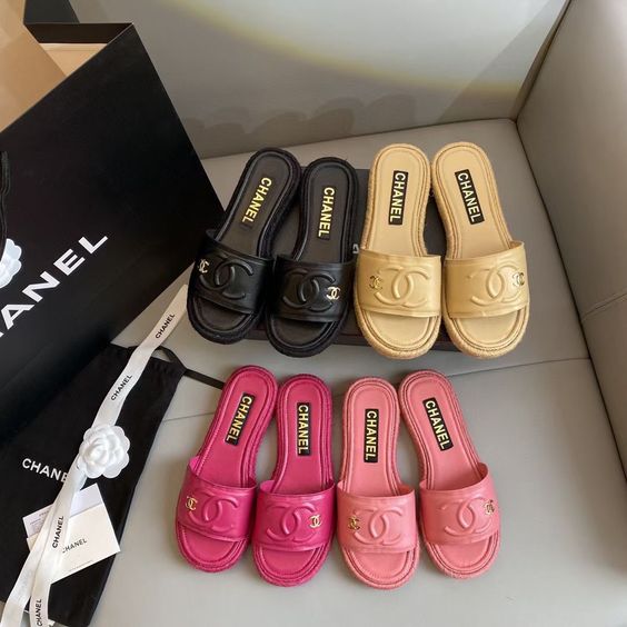 Chanel Kuzu Derisi Espadrille Katır Sandalet - Glimmer of Luxury