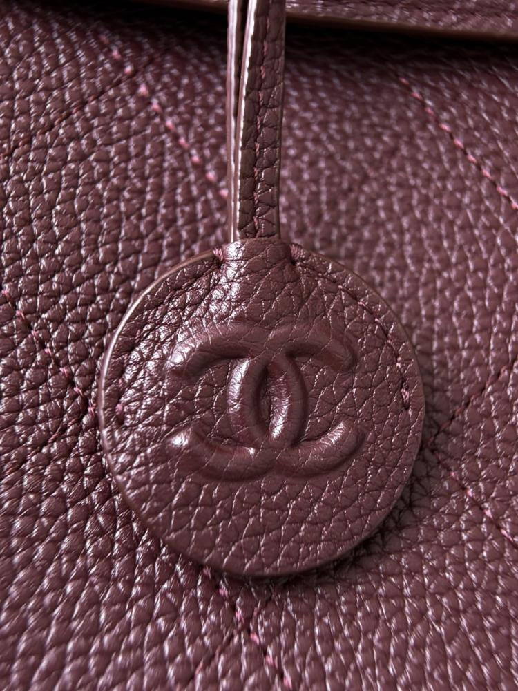 Chanel Urban Essentials Alışveriş Çantası