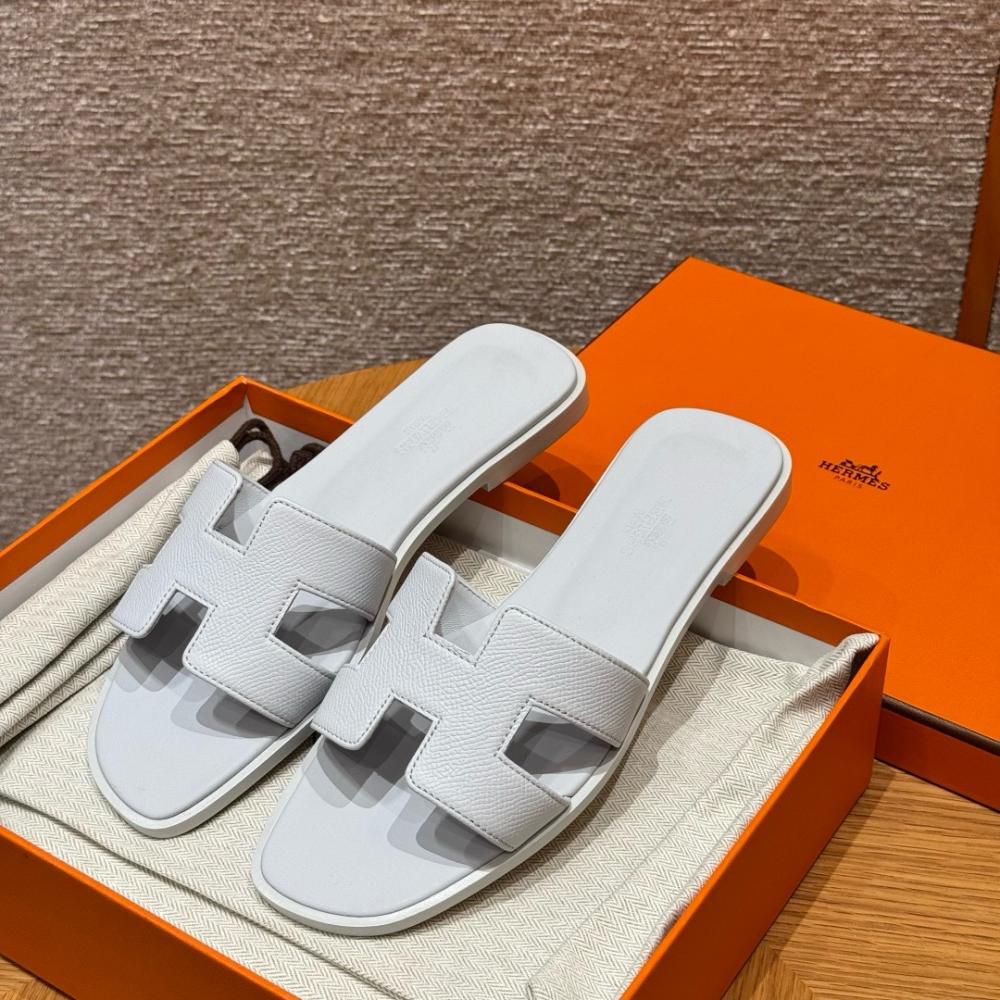 Hermès Oran Sandals Gray Argent