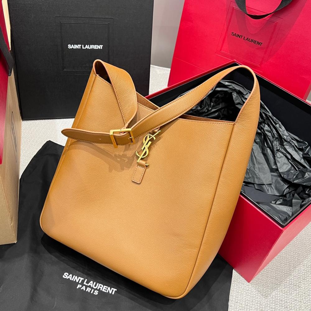 Saint Laurent 5 À 7 Large Flexible Bag