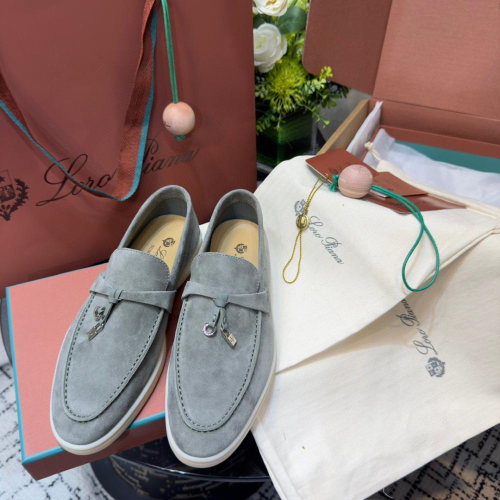 Loro Piana Yaz Büyüsü Yürüyüş Ayakkabısı - Flanel Gri - Glimmer of Luxury