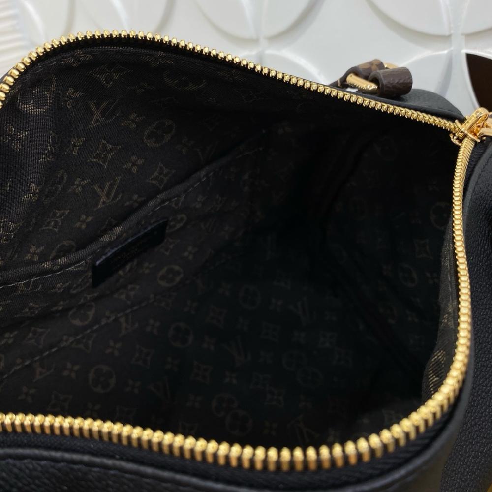 Louis Vuitton – Express MM