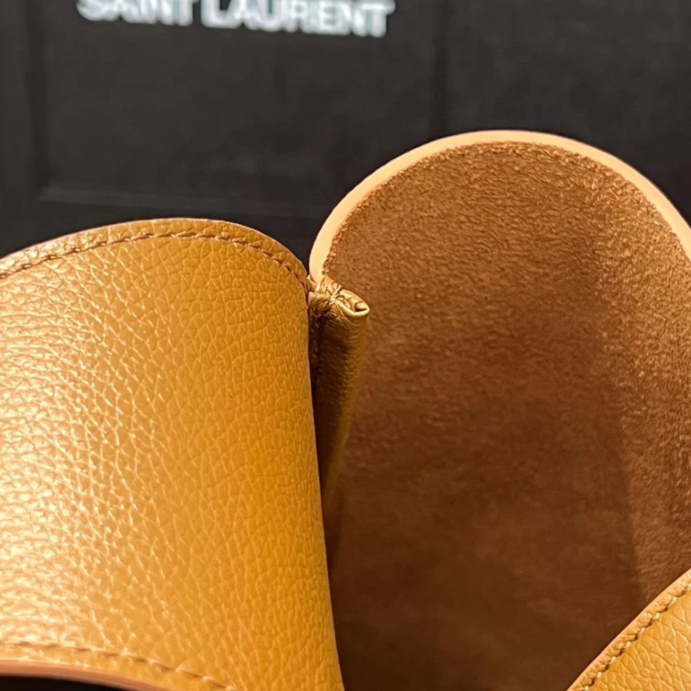 Saint Laurent 5 À 7 Large Flexible Bag