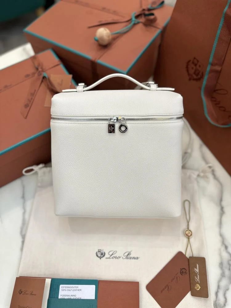 Loro Piana 23.5 Extra Pocket