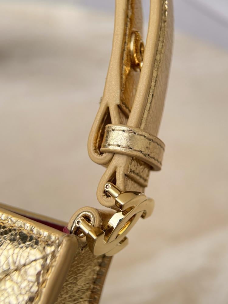 Chanel 26P Gold Quilted Leather Shoulder Bag – Double Straps