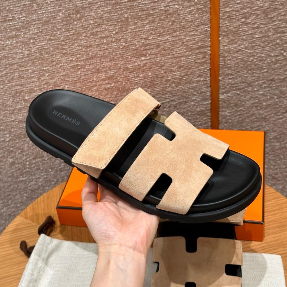 Hermès Chypre Sandals - Clay Beige