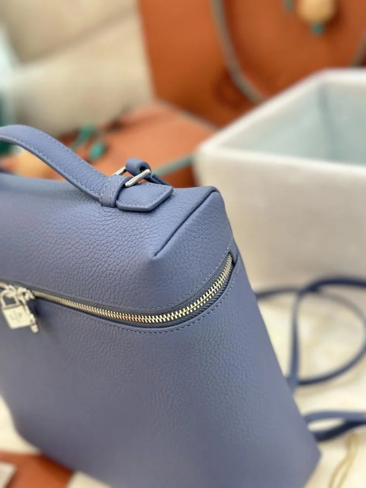 Loro Piana 23.5 Ekstra Cepli Sırt Çantası