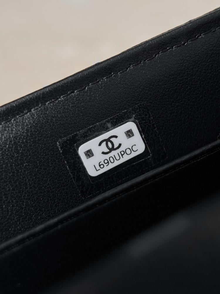 Chanel 25C Chain Handbag 