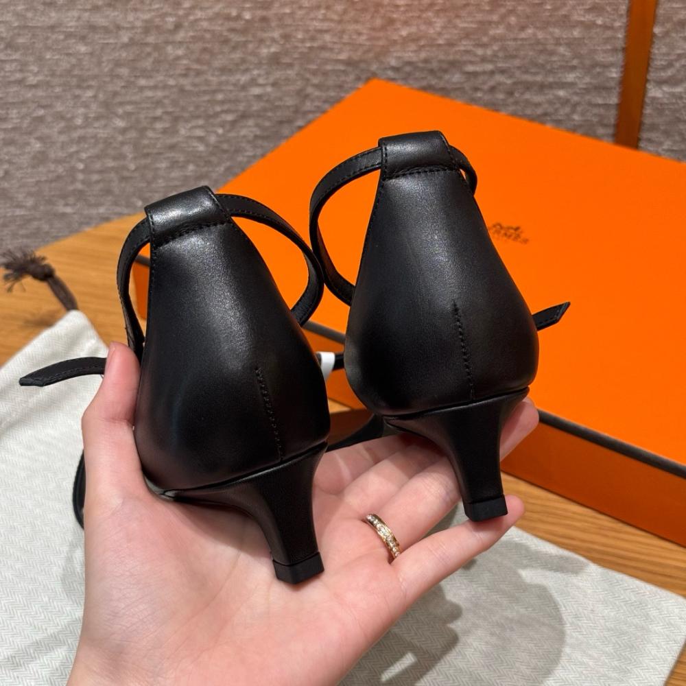 Hermès Oasis Sandals Black &amp; Argent Grey