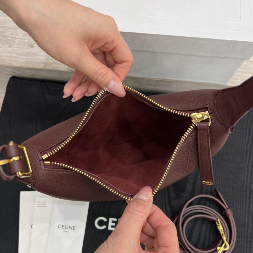 لولو من يونغ سيلين، جلد عجل محكم - بورغندي داكن