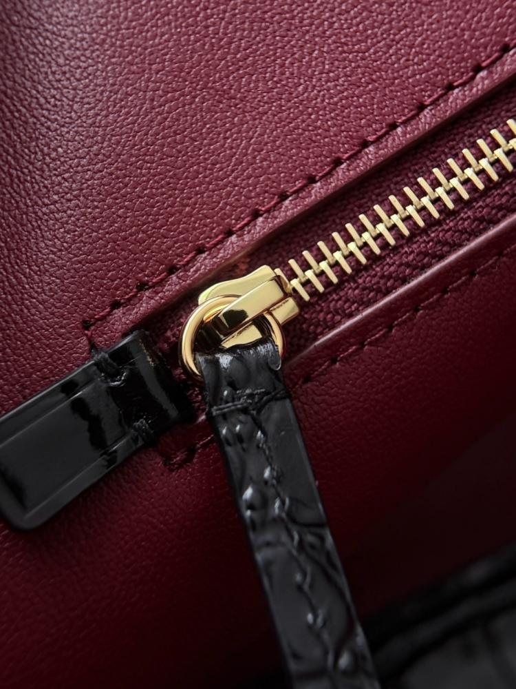 Chanel Küçük Cerf Alışveriş Çantası – Siyah