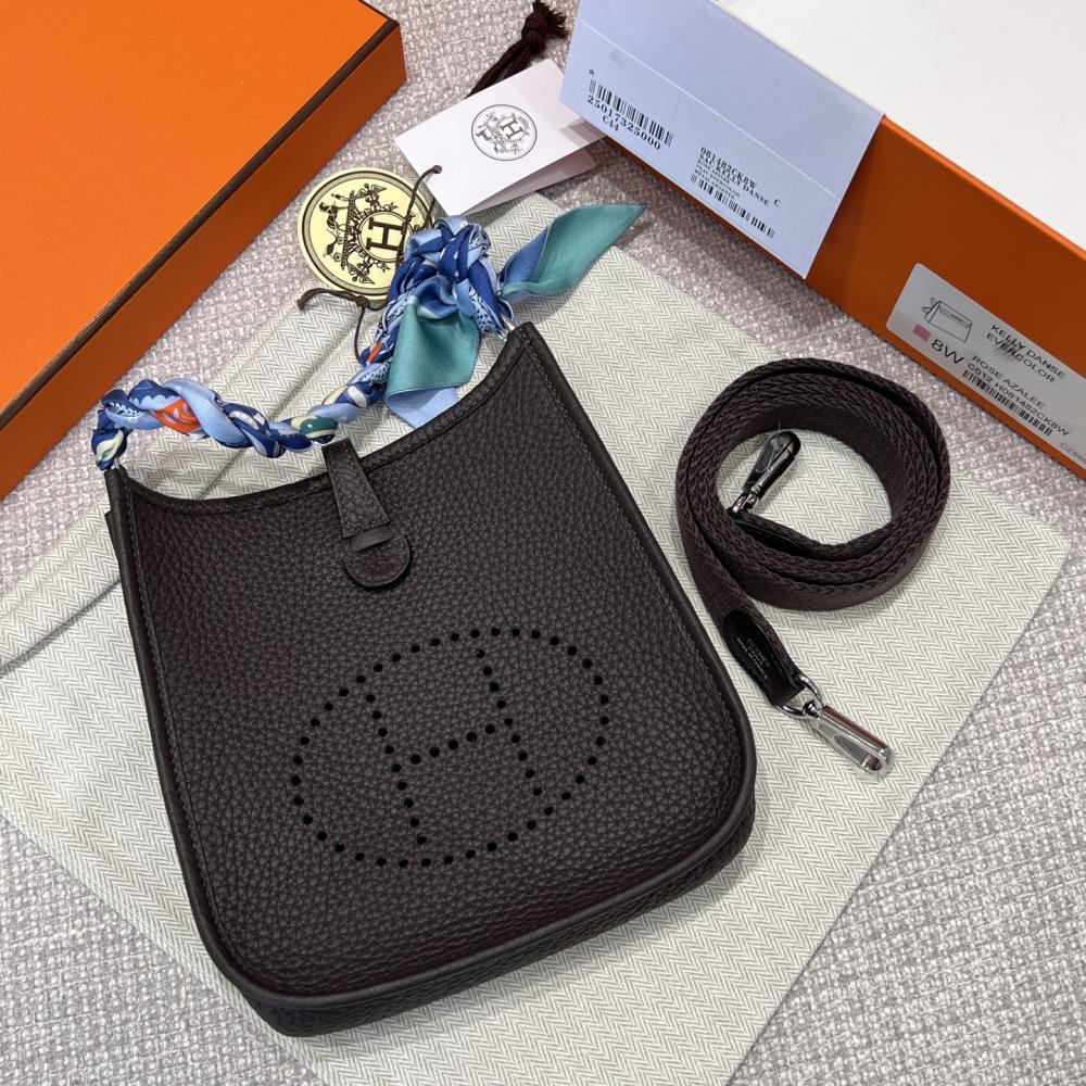 Hermès Evelyne 16cm Togo Deri Omuz Çantası