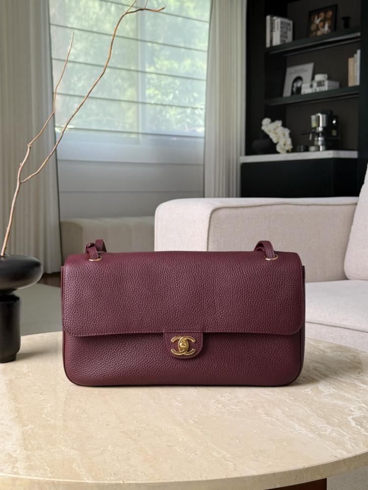 Chanel Maxi “Souplissimo” Küçük Kapaklı Çanta – Bordo