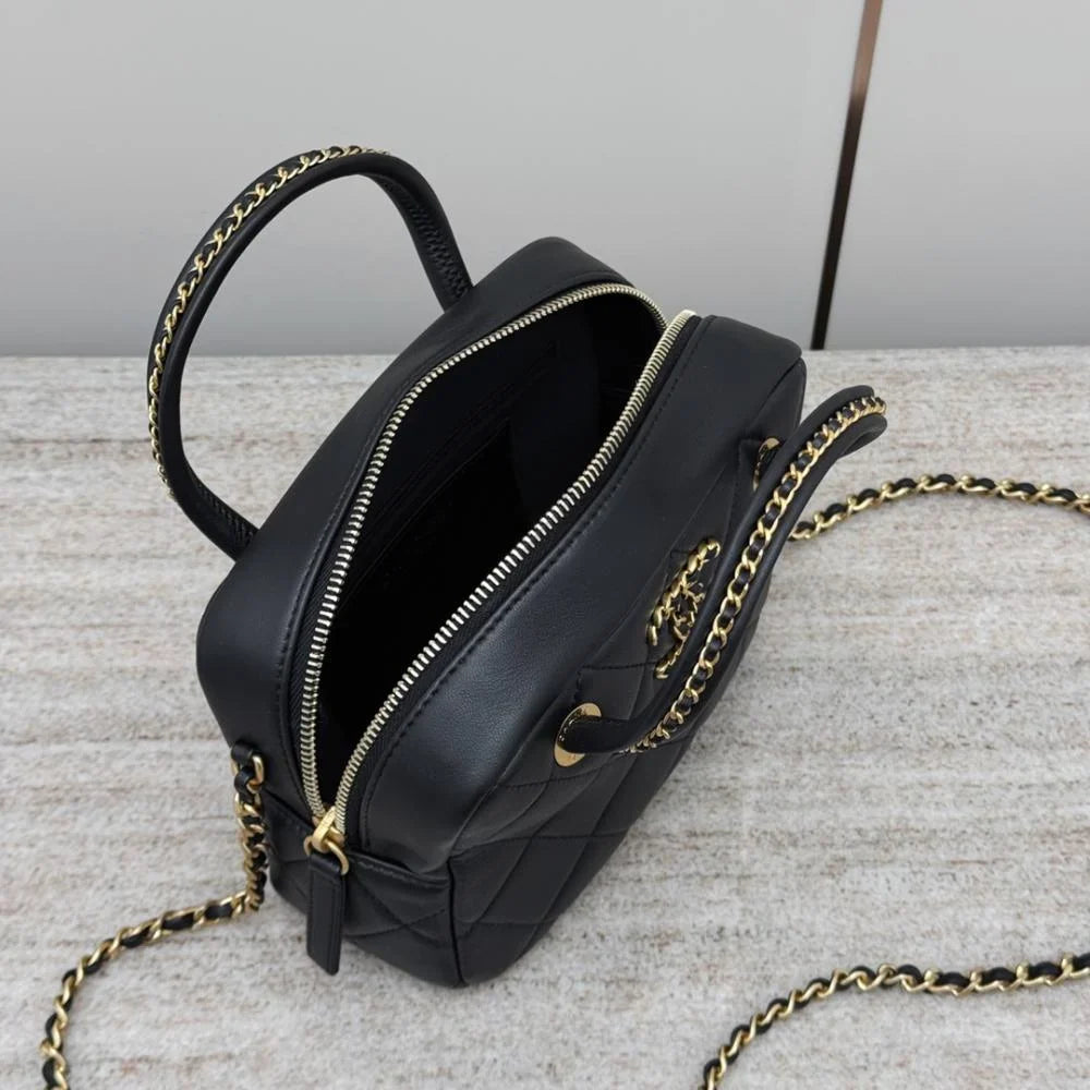 Chanel 25C Bowling Çanta - Glimmer of Luxury