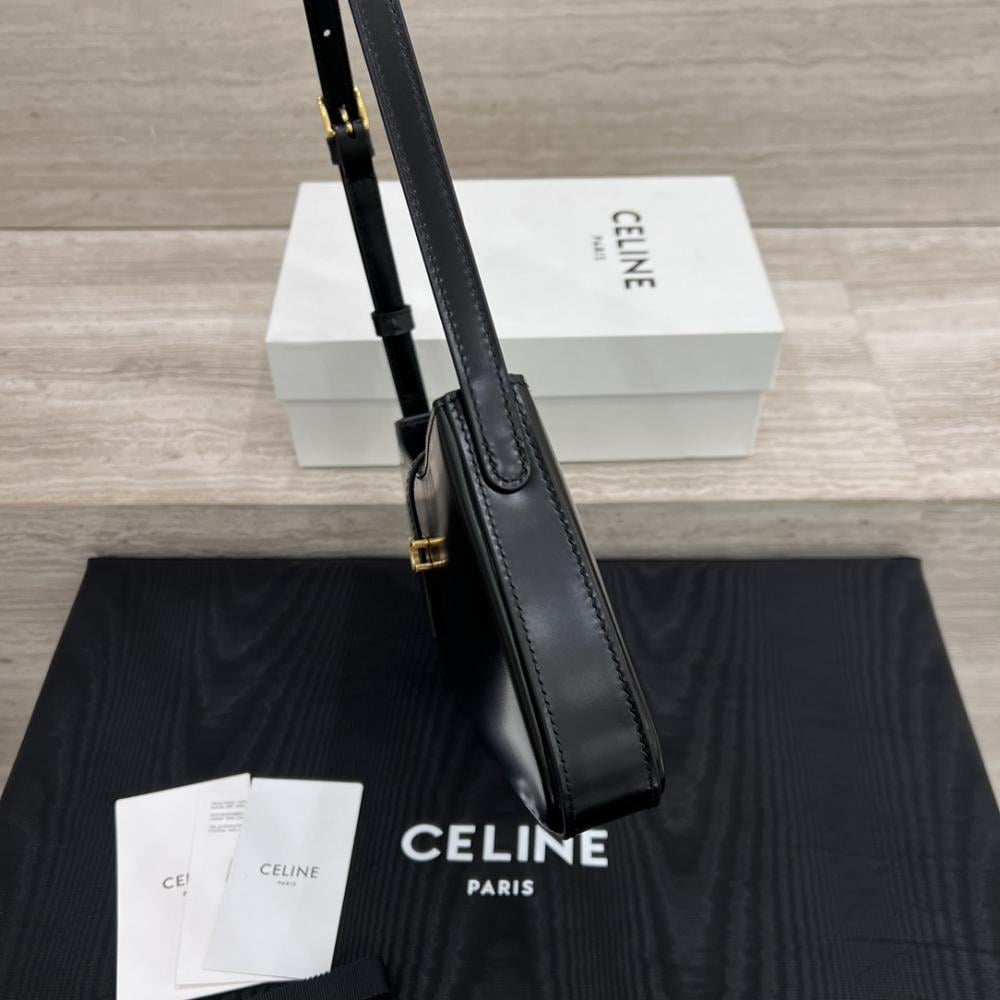 Celine Tina Parlak Dana Derisi Omuz Çantası