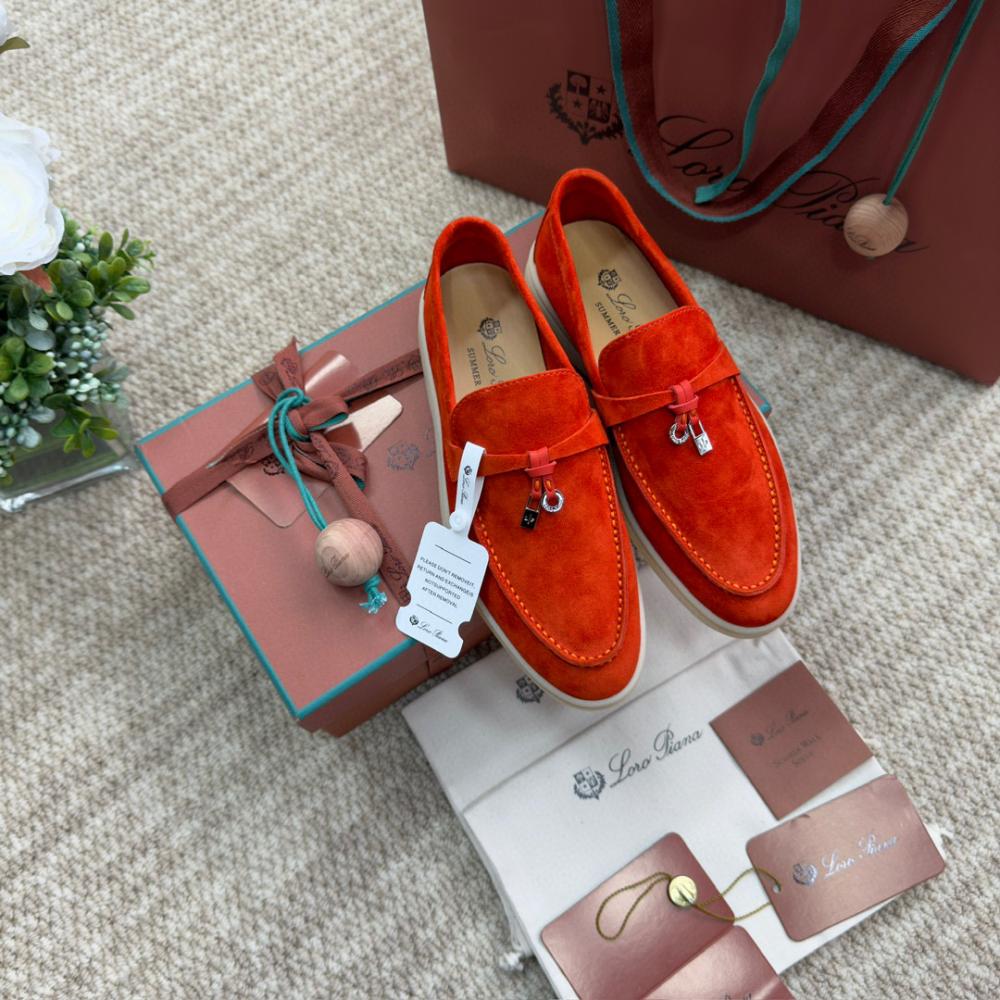 Loro Piana Yaz Büyüsü Yürüyüş Ayakkabısı - Pas Rengi - Glimmer of Luxury