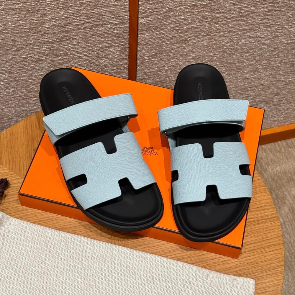 Hermès Chypre Sandals - Clay Beige