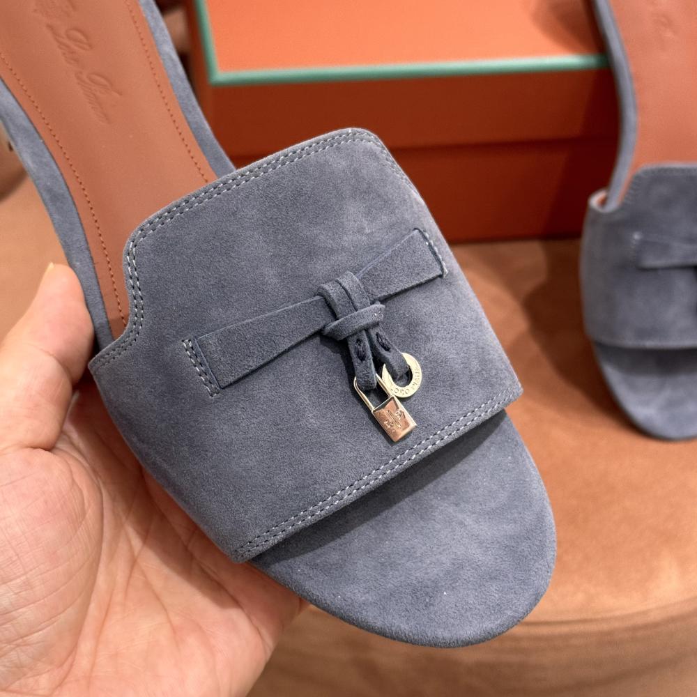 Loro Piana Summer Charms Ser Kadın Sandalet - Kot - Glimmer of Luxury