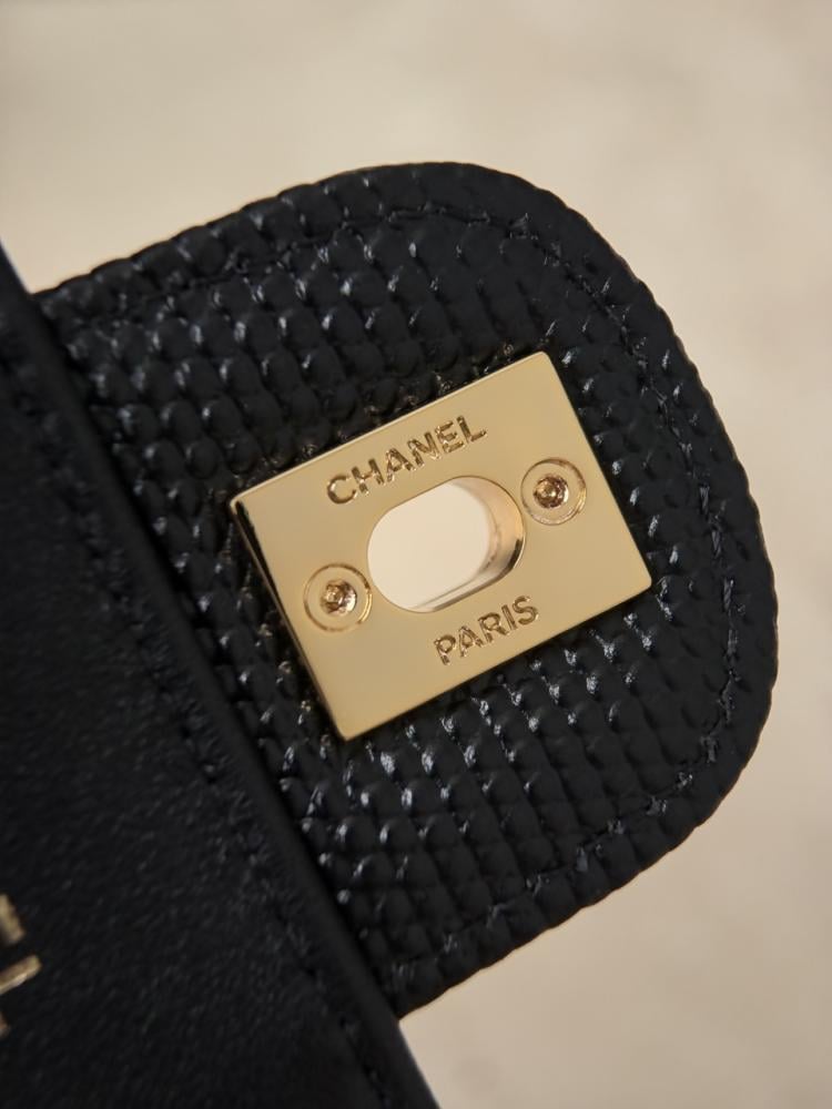 Chanel Kertenkele Derisi Desenli Uzun Üstten Saplı El Çantası