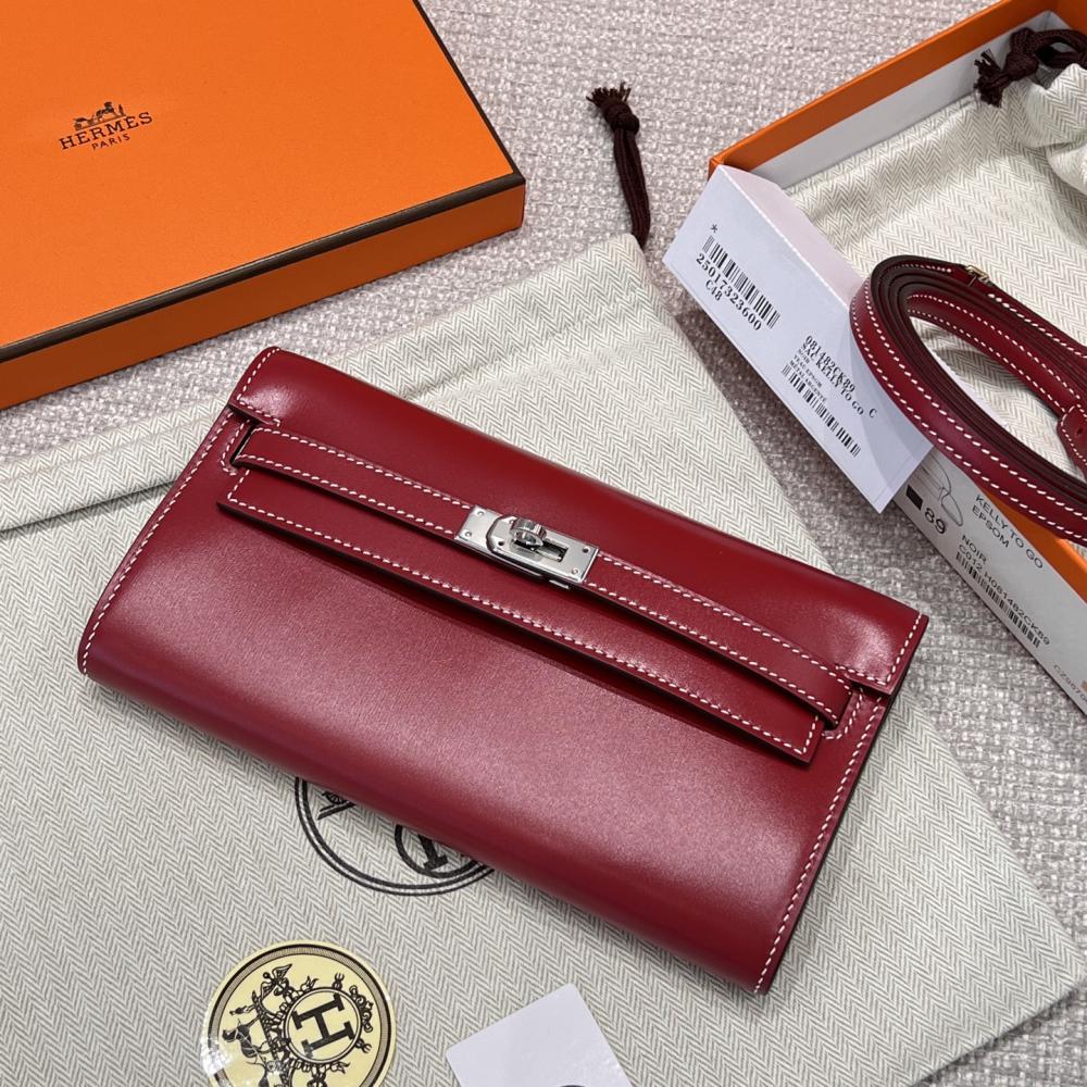 Hermès Kelly To Go Box Leather 19cm Red Helmet 