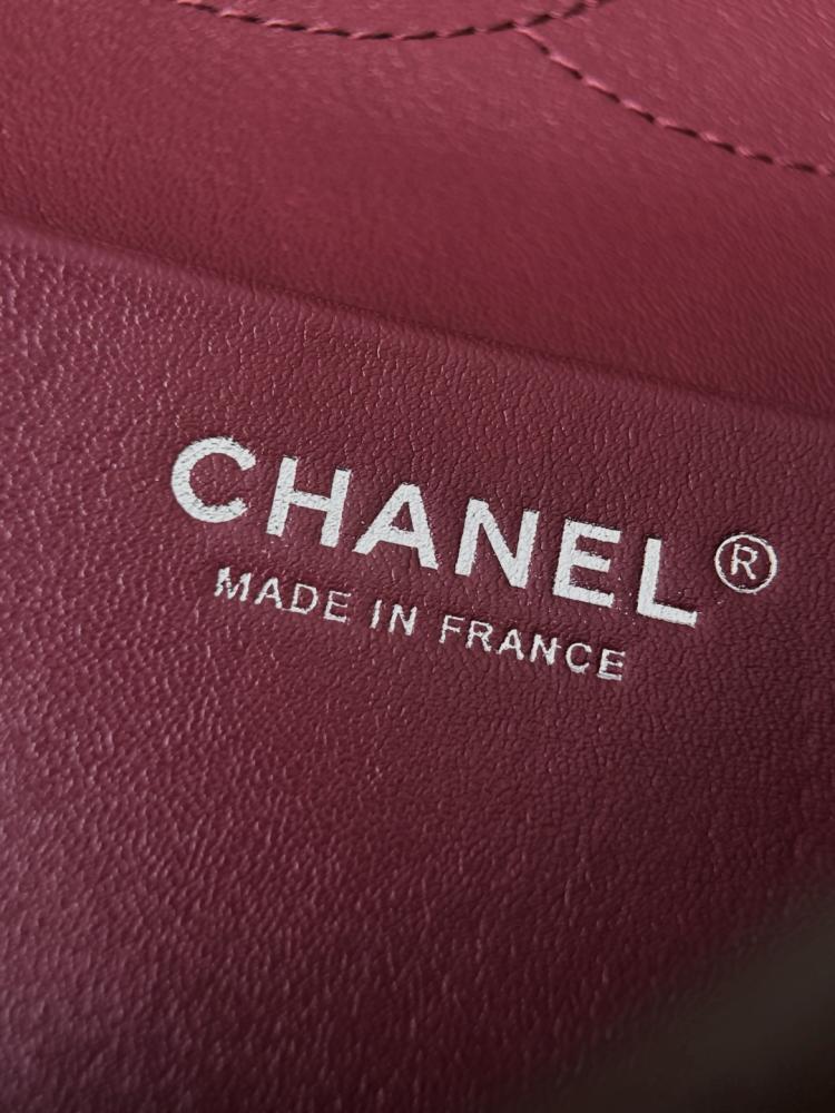 Chanel Maxi “Souplissimo” Küçük Kapaklı Çanta