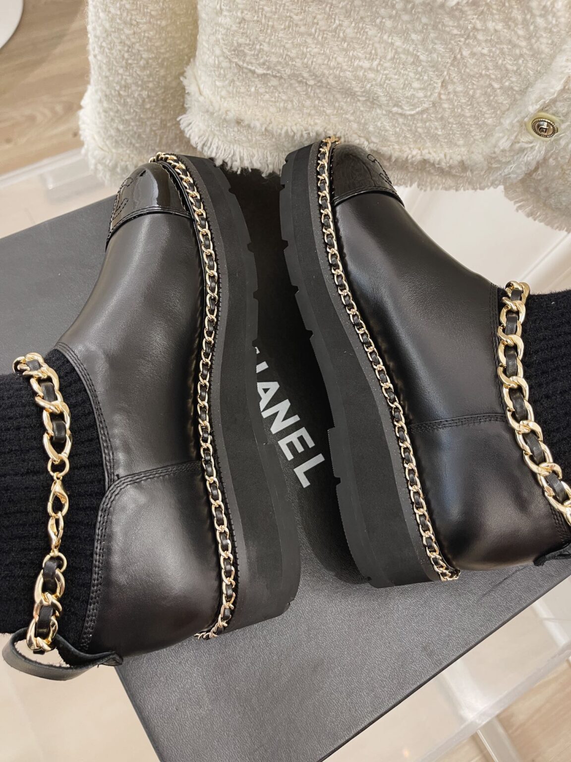 Chanel Çorap Botlar - Glimmer of Luxury