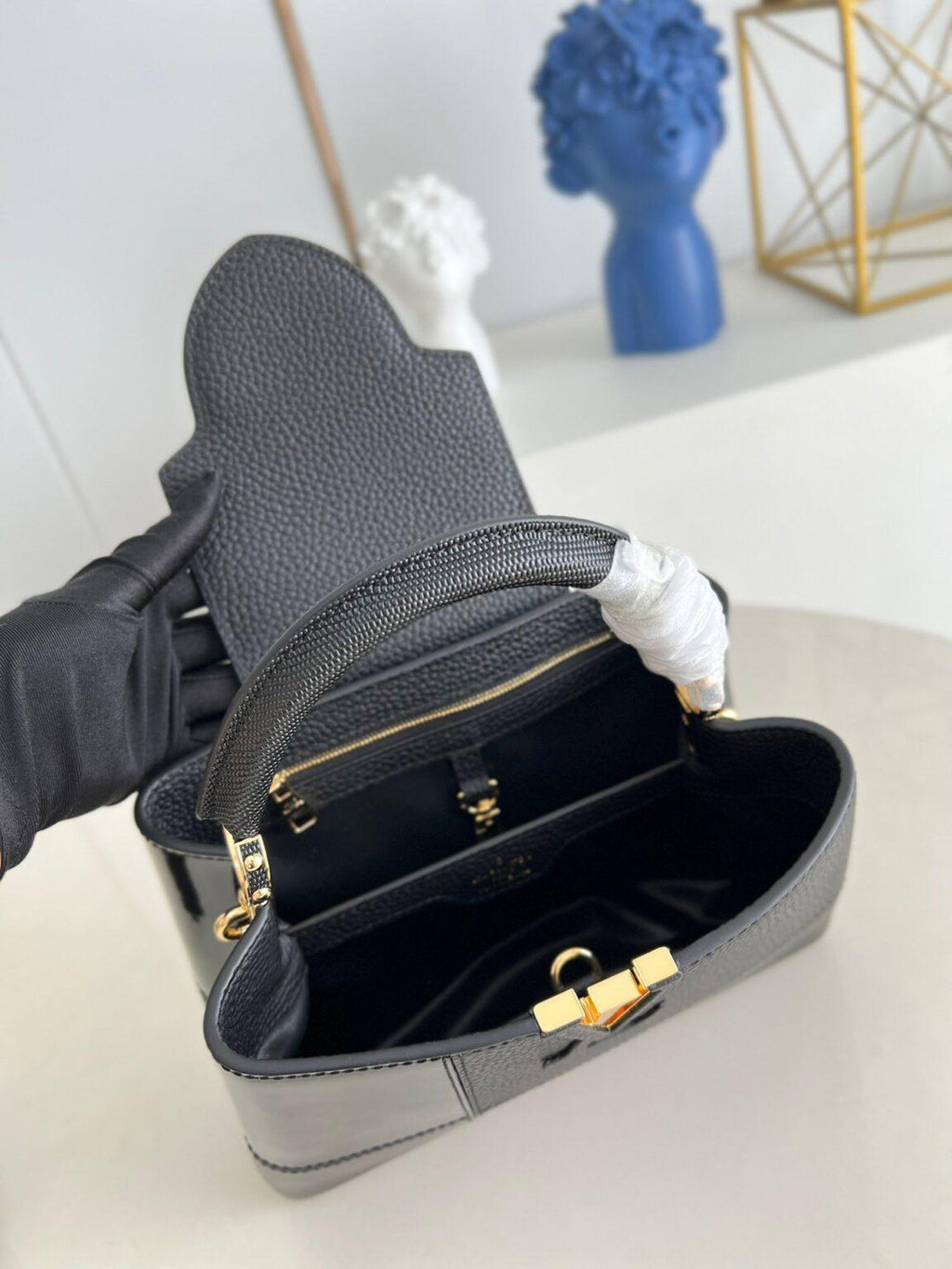 Louis Vuitton Capucines BB Küçük Çanta Siyah Puzzle - Glimmer of Luxury
