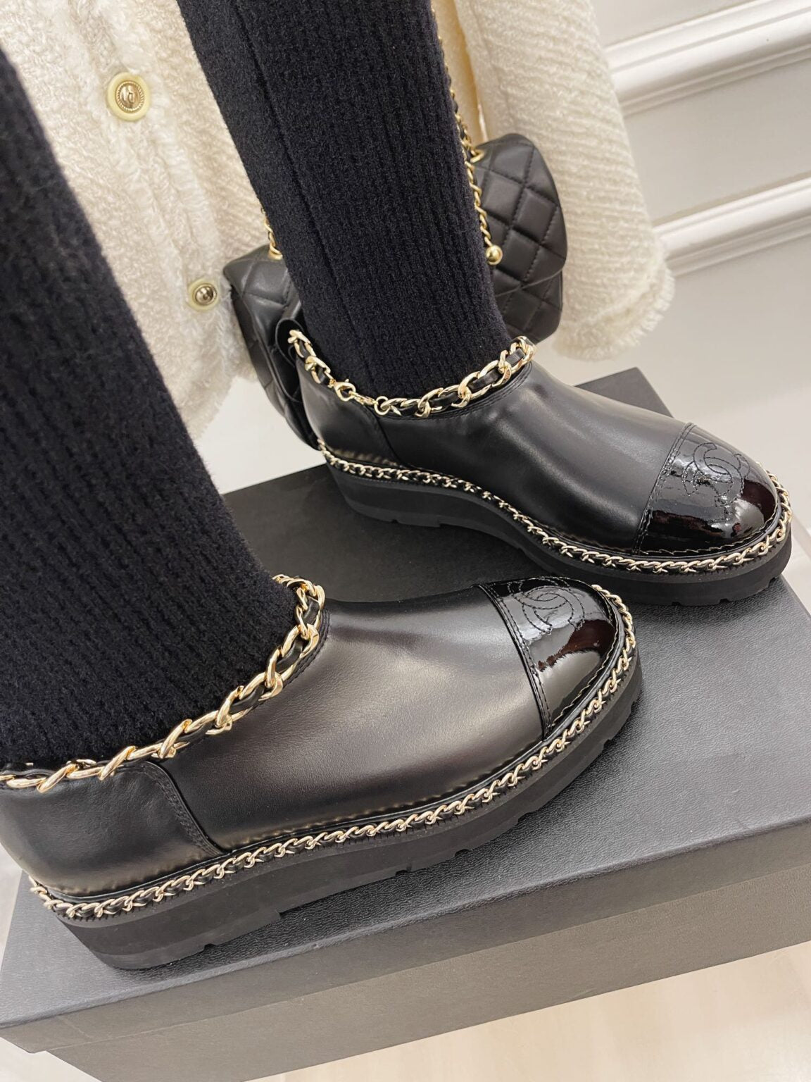 Chanel Çorap Botlar - Glimmer of Luxury