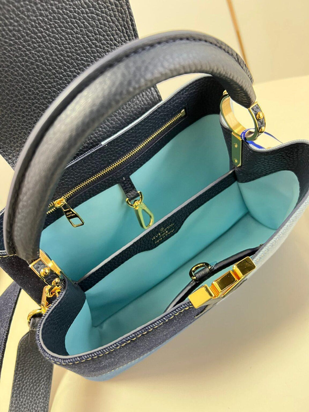Louis Vuitton Capucines BB Denim Küçük El Çantası - Glimmer of Luxury