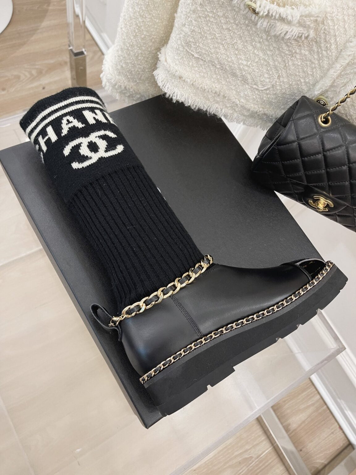 Chanel Çorap Botlar - Glimmer of Luxury