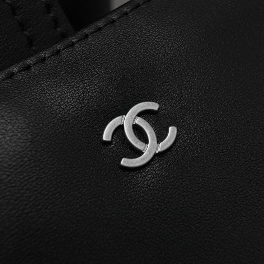 Chanel Deauville Tote Çanta Büyük - Glimmer of Luxury