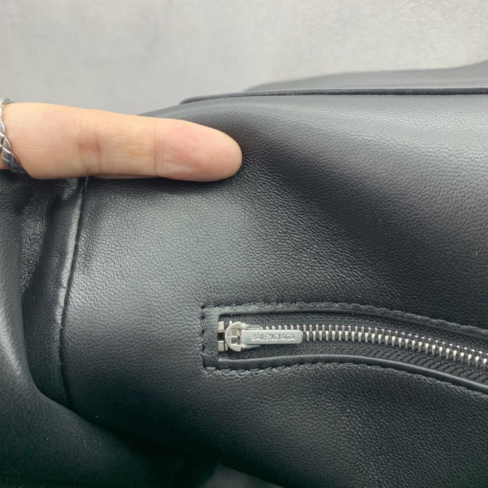 Balenciaga Rodeo Top Handle Bag